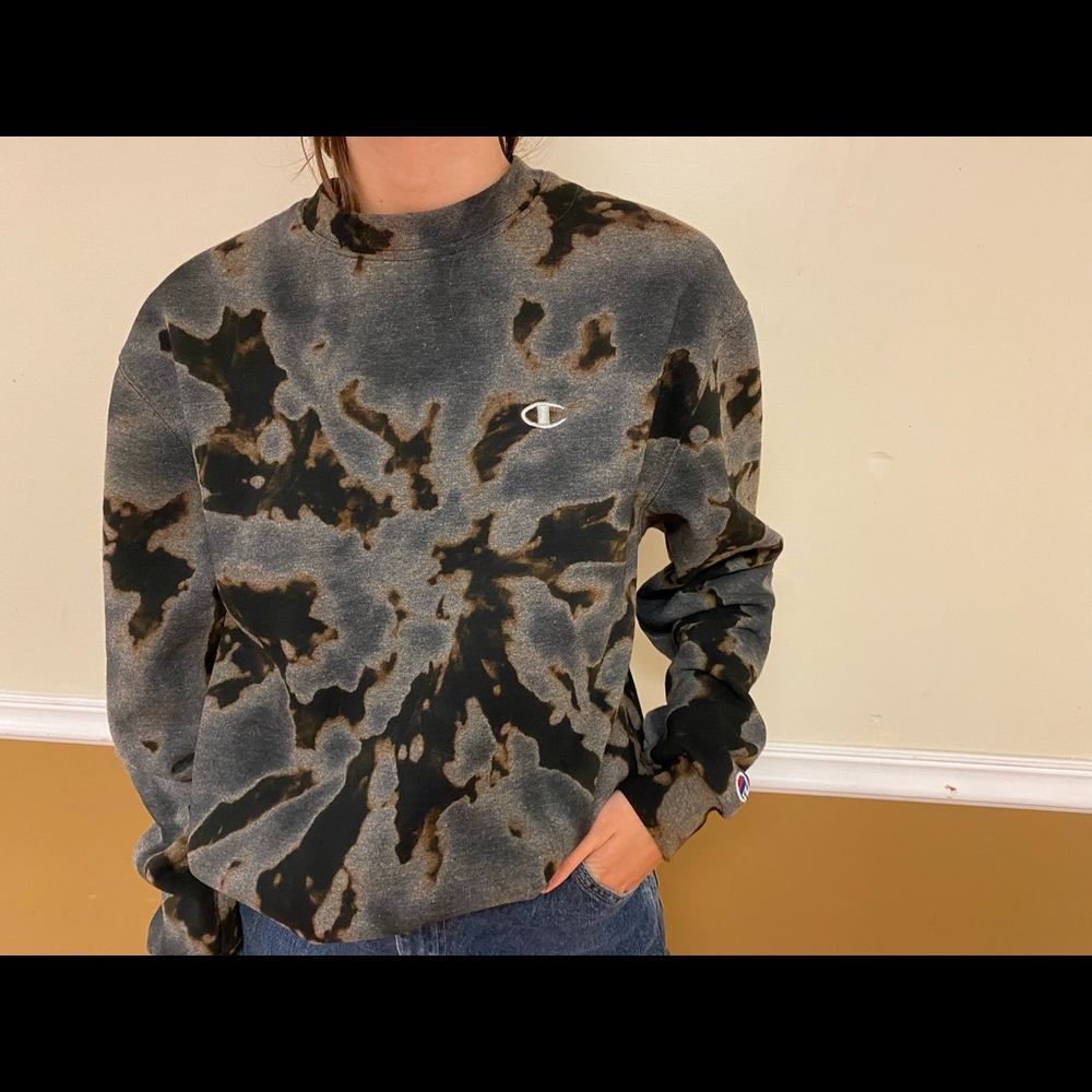 black champion bleach dyed noodie